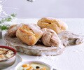 Rustieke broodjes, wit en met granen (Artikelnummer 02866)